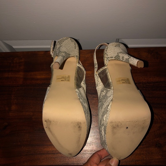 Snake Skin Slingback Peep Toe Pump - Picture 5 of 7